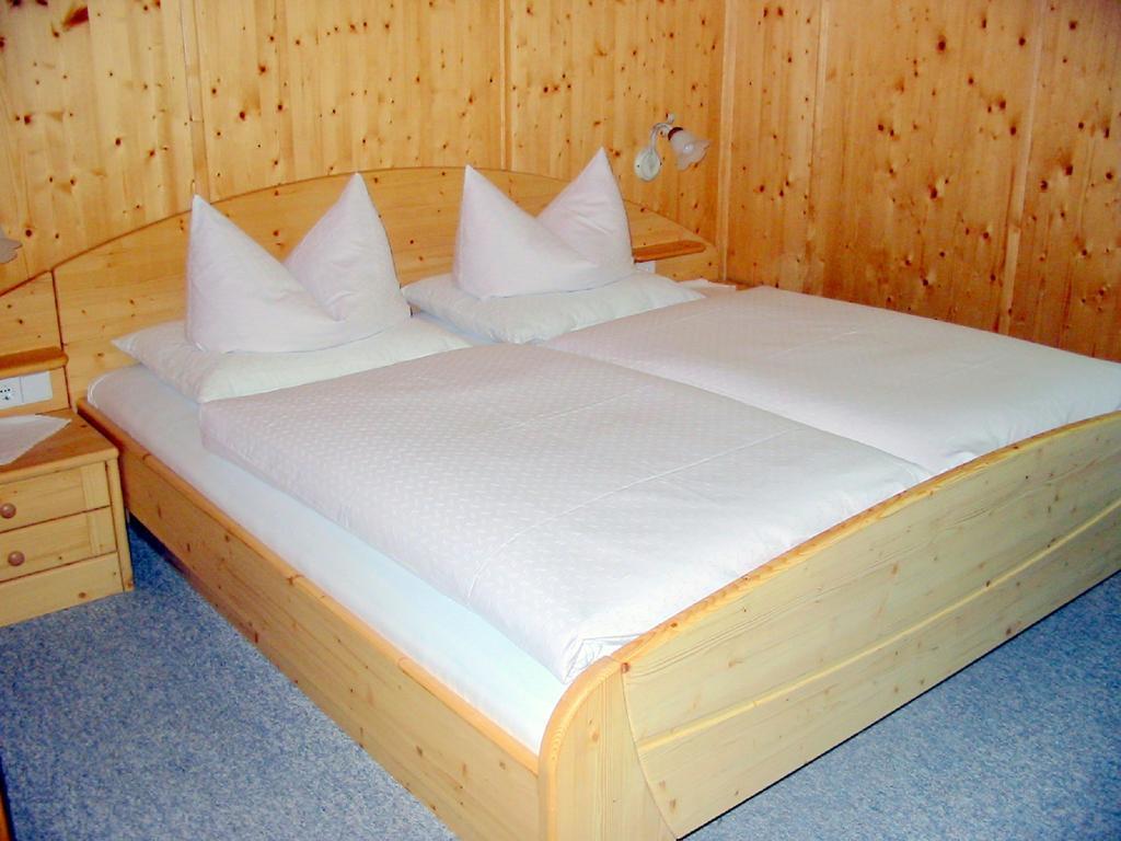 Gastehaus Hosp Apartment Общайг Стая снимка