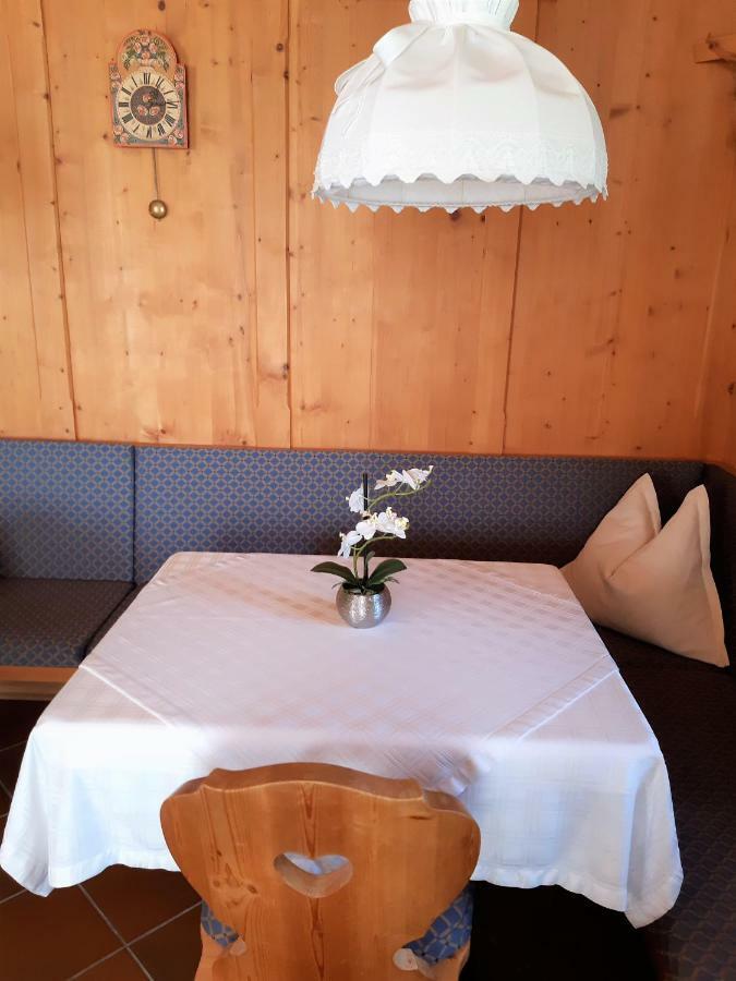 Gastehaus Hosp Apartment Общайг Екстериор снимка